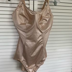 Cupid body shaper